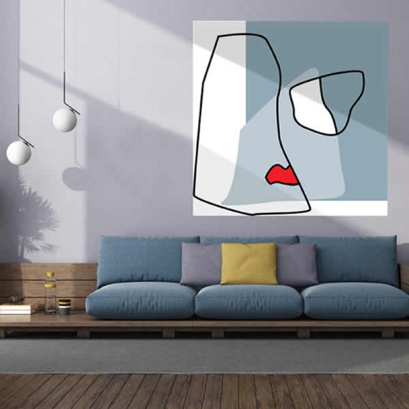 Groot schilderij in grijsgroene tinten op glas gedrukt, passen perfect boven een strakke bank in een modern interieur